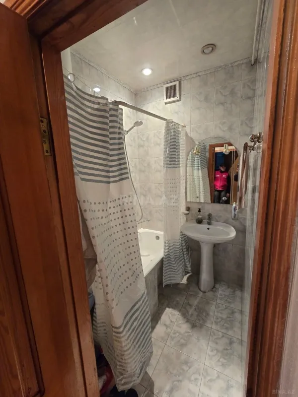 Satılır 2 otaqlı mənzil 50 m²