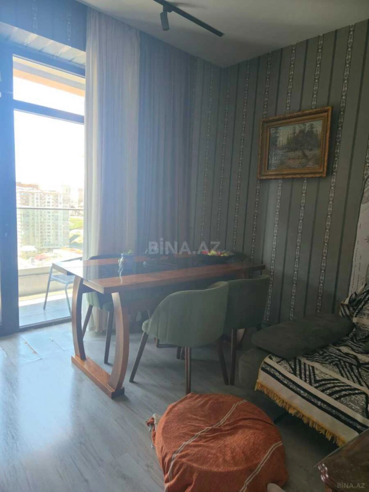 Satılır 2 otaqlı mənzil 66 m²