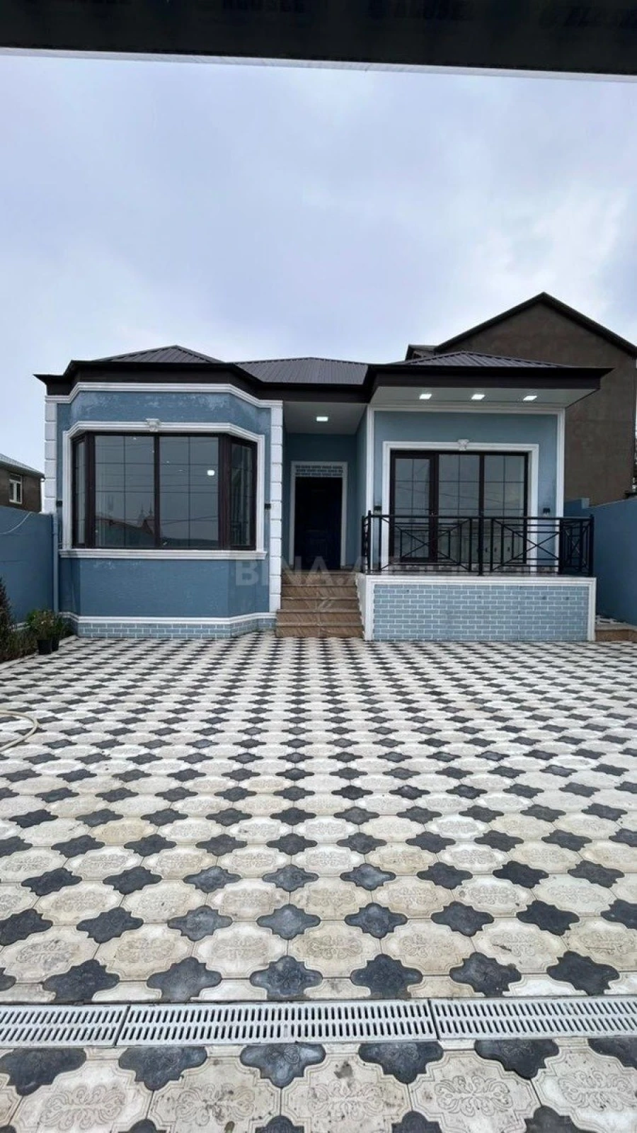 Satılır 4 otaqlı həyət evi 120 m²