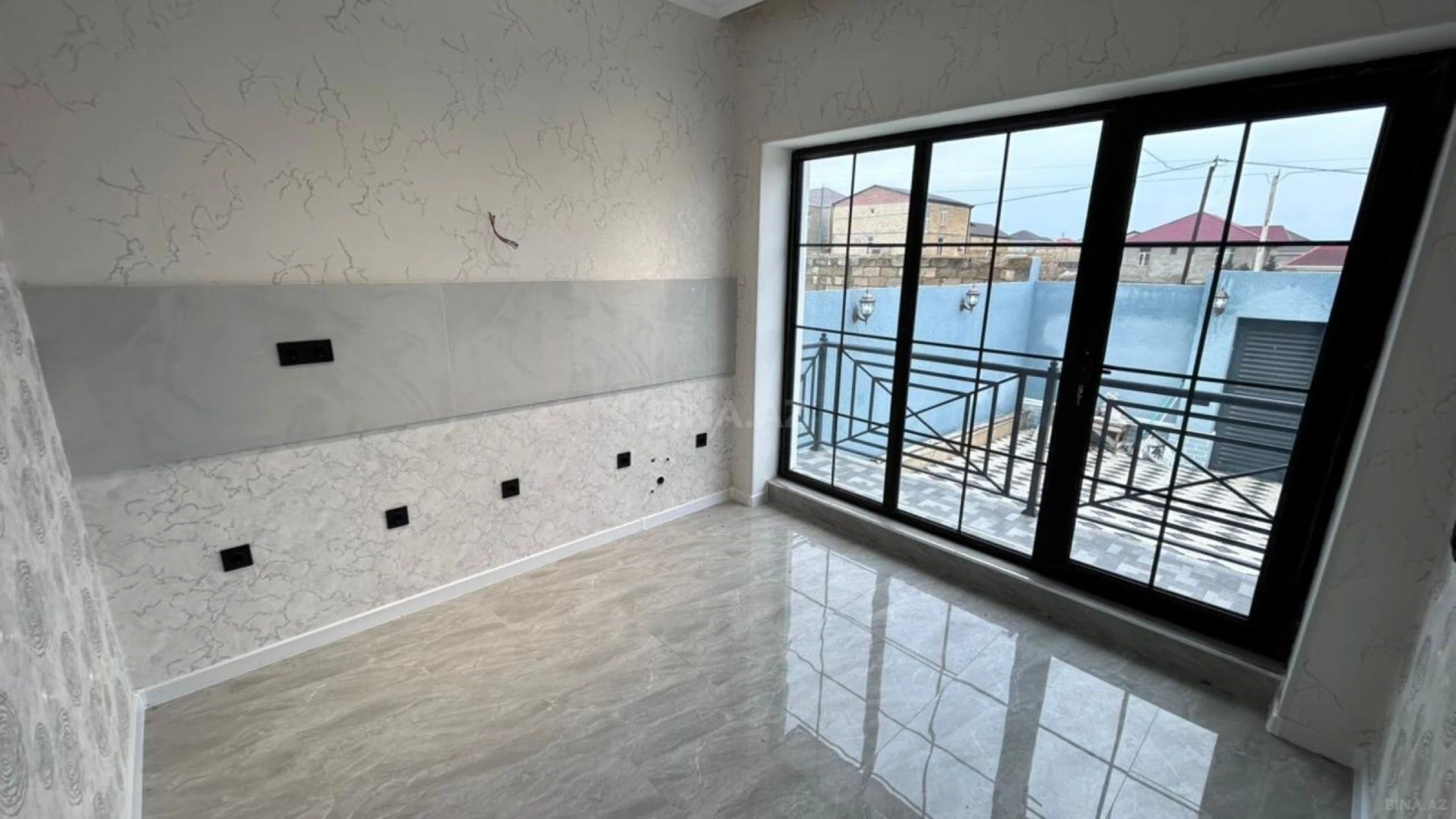 Satılır 4 otaqlı həyət evi 120 m²