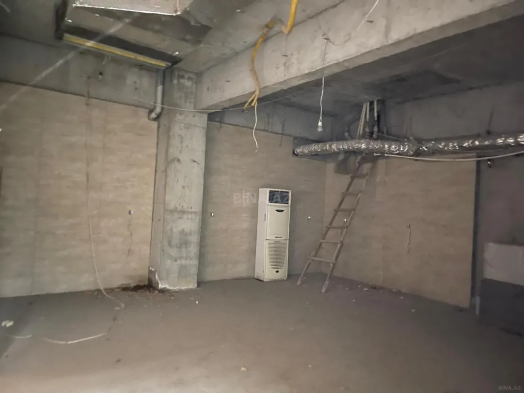 Kirayə verilir obyekt 445 m²