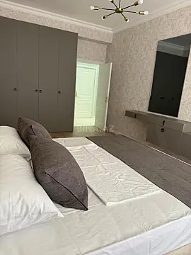 Kirayə verilir 3 otaqlı mənzil 118 m²