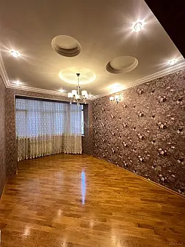 Satılır 4 otaqlı mənzil 165 m²