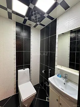 Satılır 4 otaqlı mənzil 165 m²