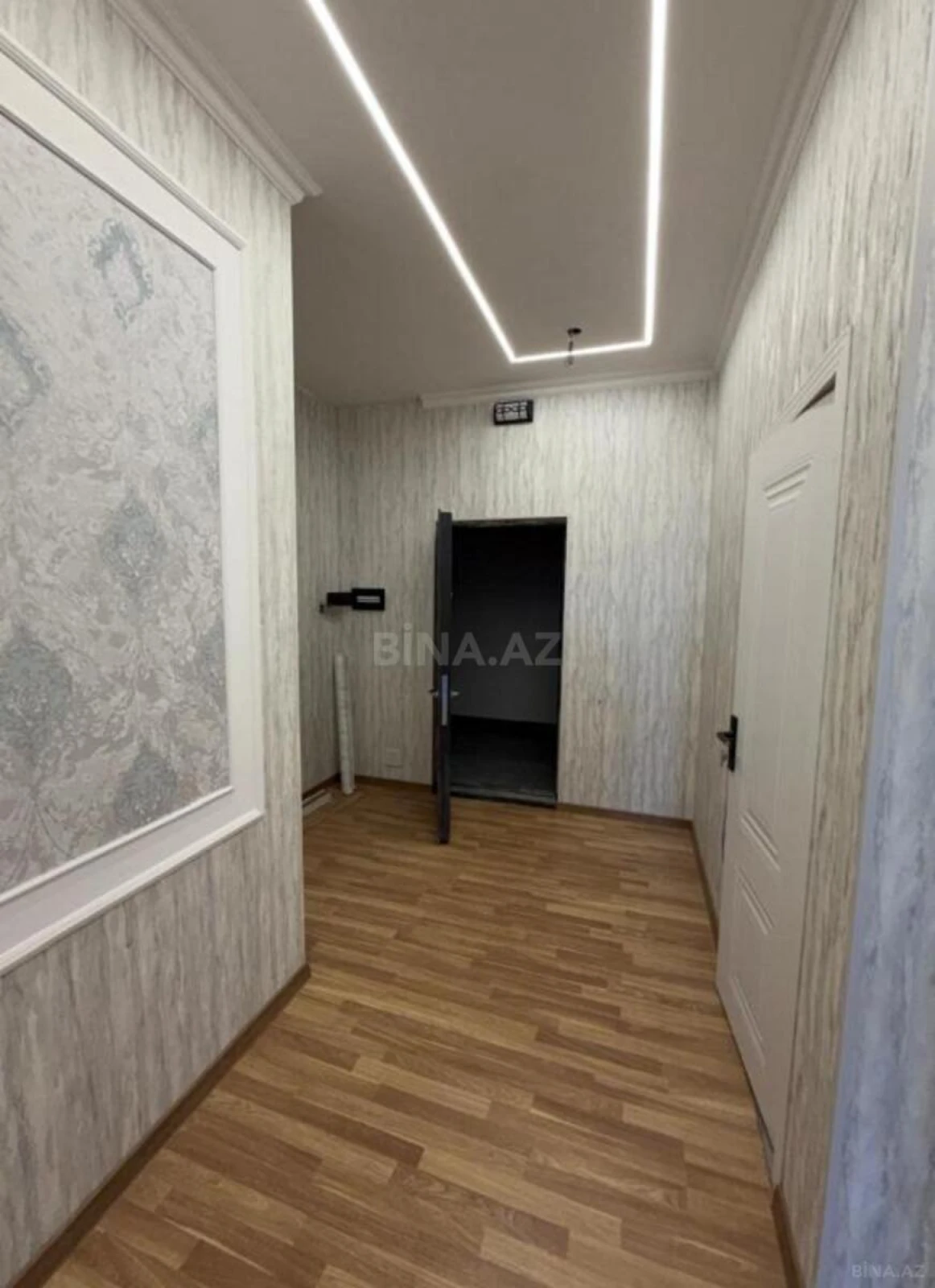 Satılır 3 otaqlı mənzil 95 m²
