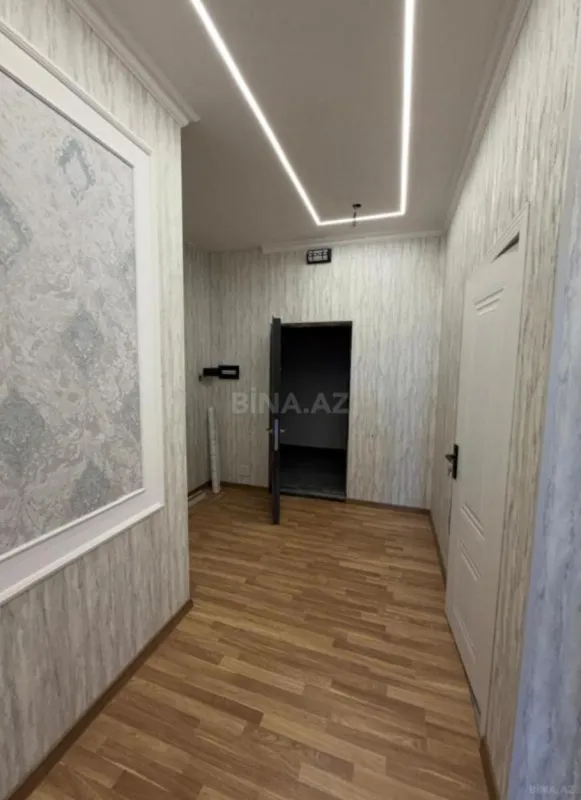 Satılır 3 otaqlı mənzil 95 m²