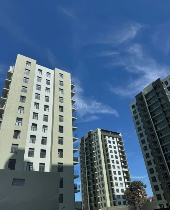 Satılır 3 otaqlı mənzil 95 m²