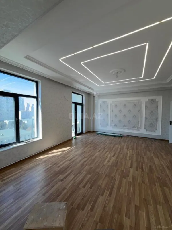Satılır 3 otaqlı mənzil 95 m²