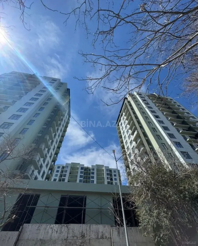 Satılır 3 otaqlı mənzil 95 m²