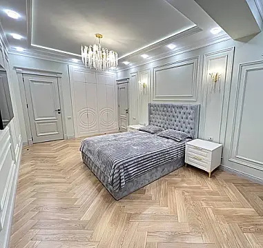 Satılır 4 otaqlı mənzil 177 m²