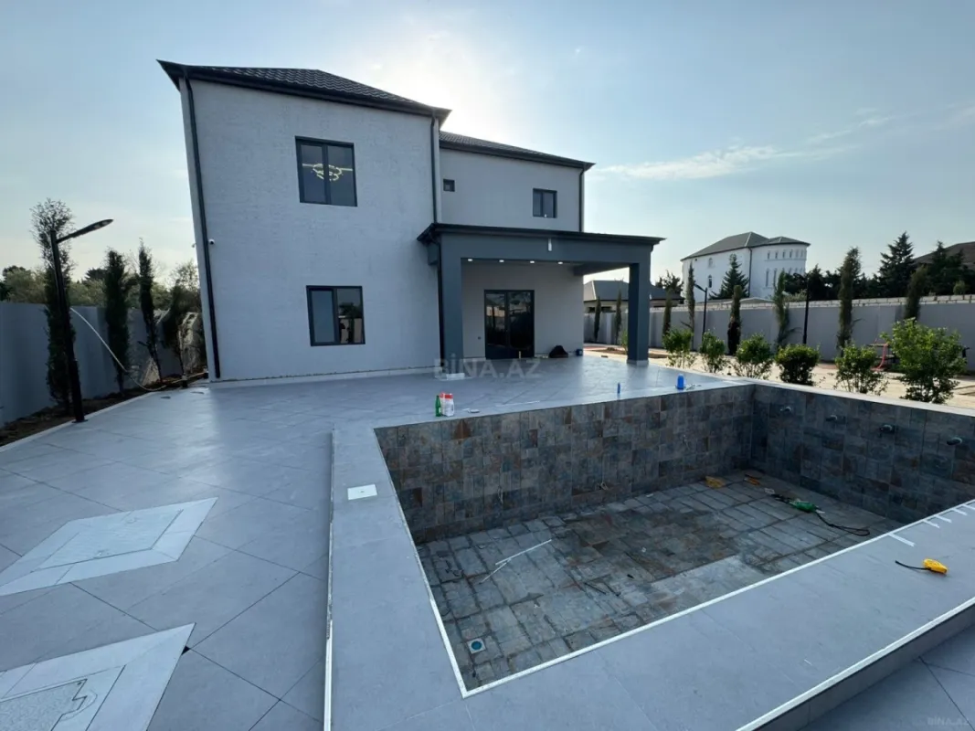 Satılır 7 otaqlı həyət evi 186 m²