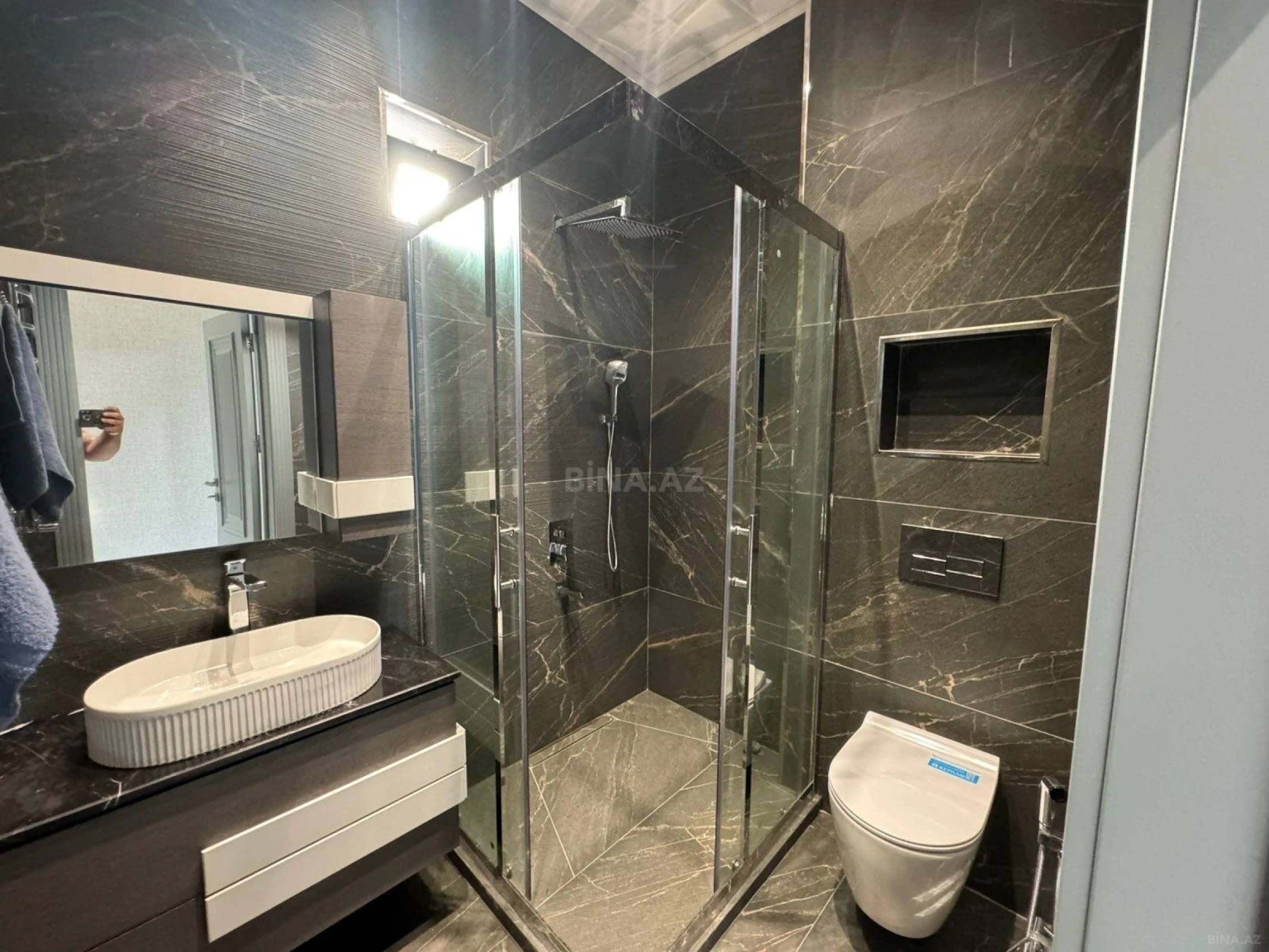 Satılır 7 otaqlı həyət evi 186 m²