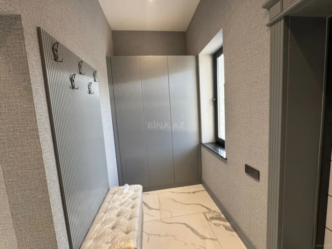 Satılır 7 otaqlı həyət evi 186 m²