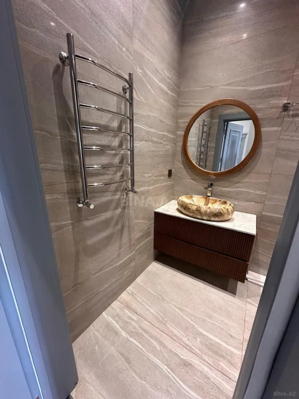 Satılır 7 otaqlı həyət evi 186 m²