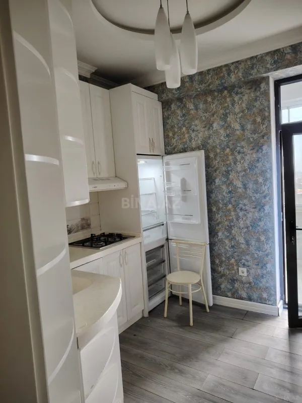 Kirayə verilir 3 otaqlı mənzil 95 m²