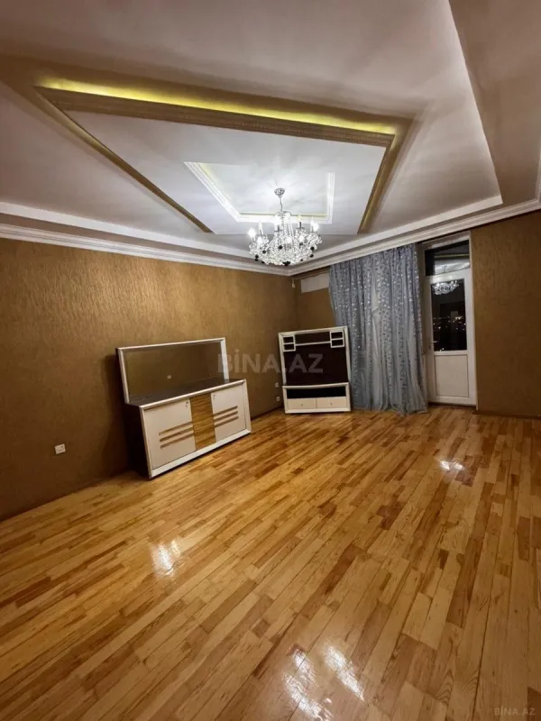 Satılır 3 otaqlı mənzil 100 m²