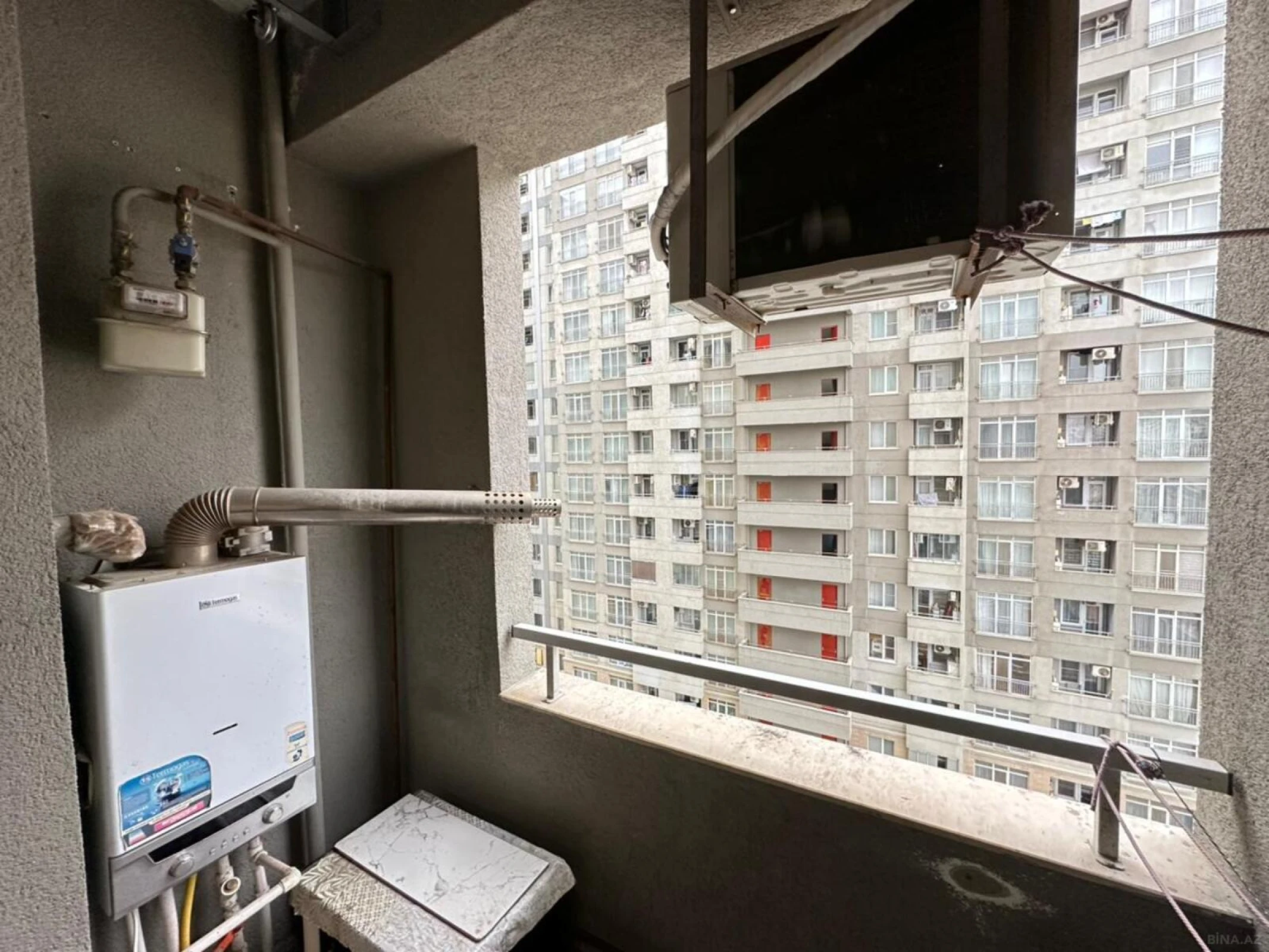 Satılır 2 otaqlı mənzil 45 m²