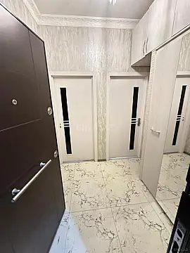 Satılır 2 otaqlı mənzil 45 m²