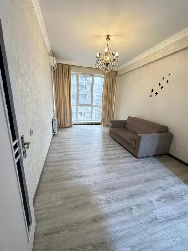Satılır 2 otaqlı mənzil 45 m²
