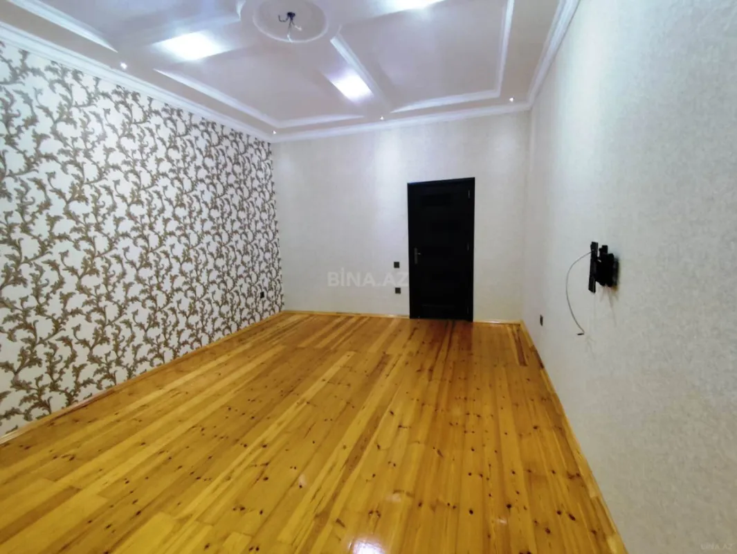 Satılır 2 otaqlı mənzil 87 m²