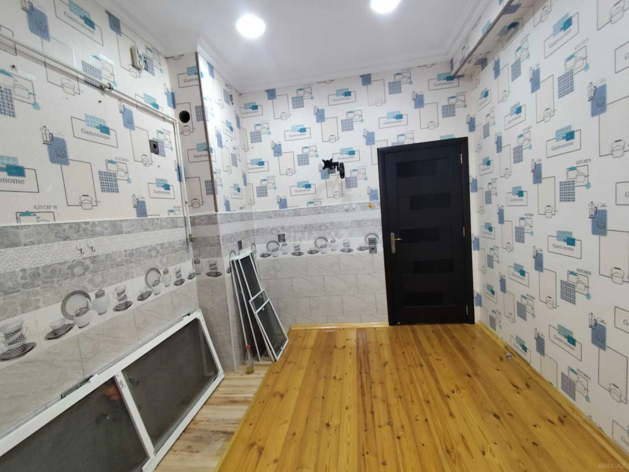 Satılır 2 otaqlı mənzil 87 m²