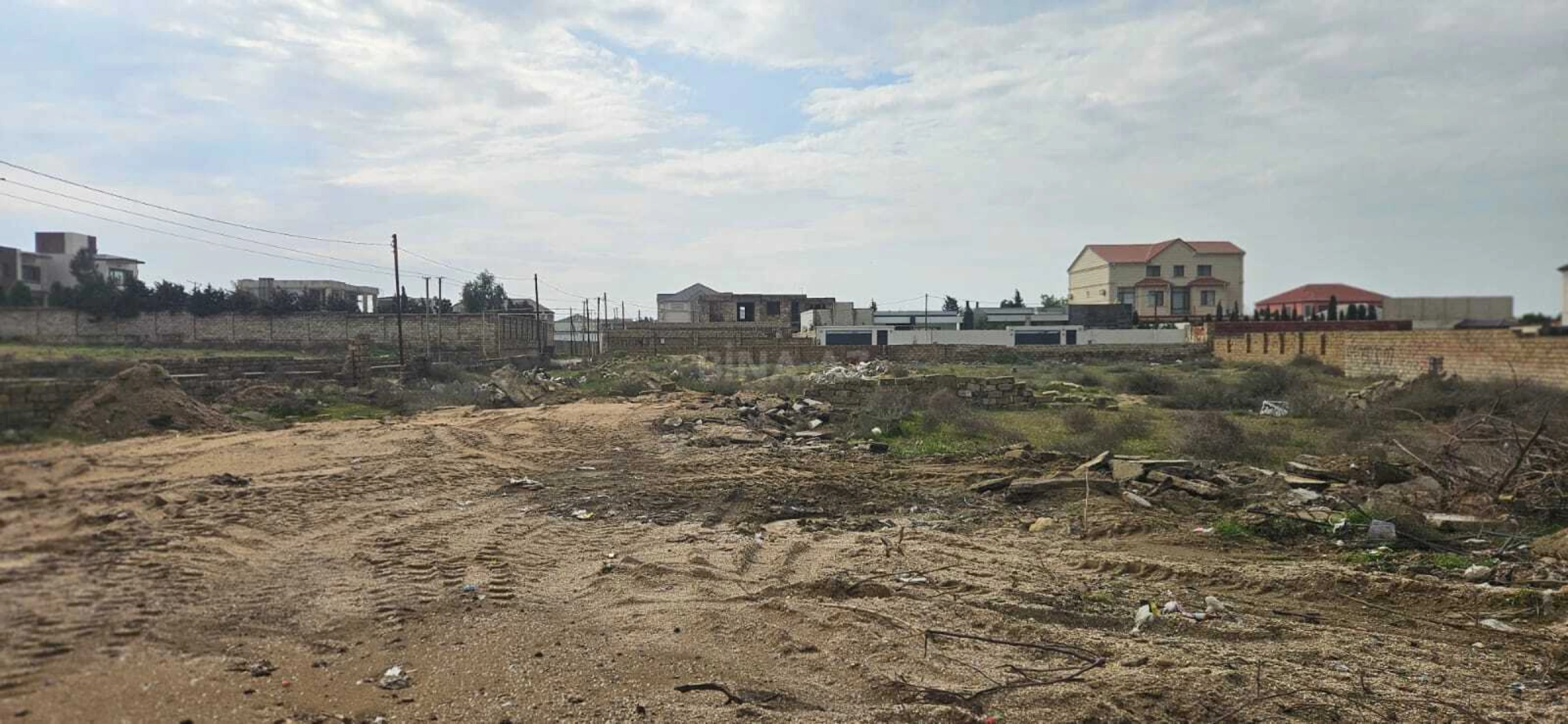 Satılır torpaq sahəsi 40 m²