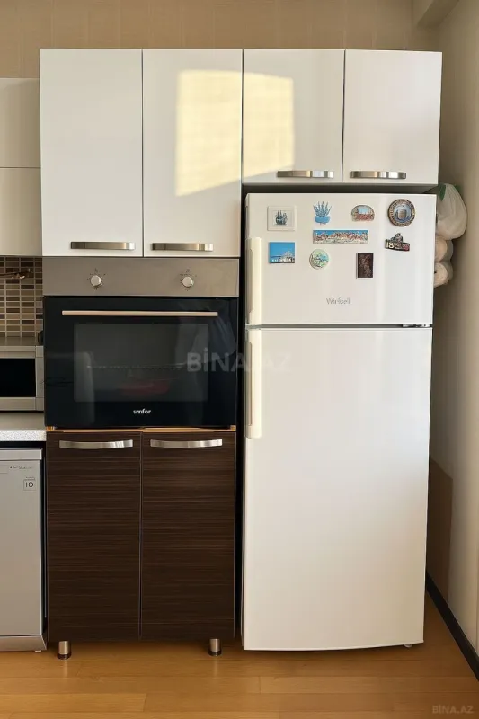 Satılır 2 otaqlı mənzil 111 m²