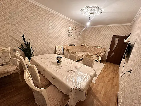 Satılır 3 otaqlı mənzil 80 m²