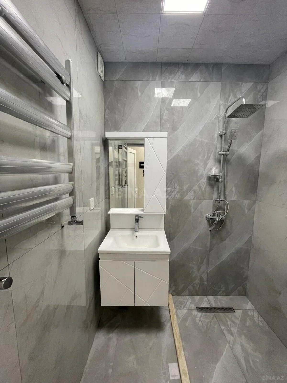 Satılır 3 otaqlı mənzil 65 m²