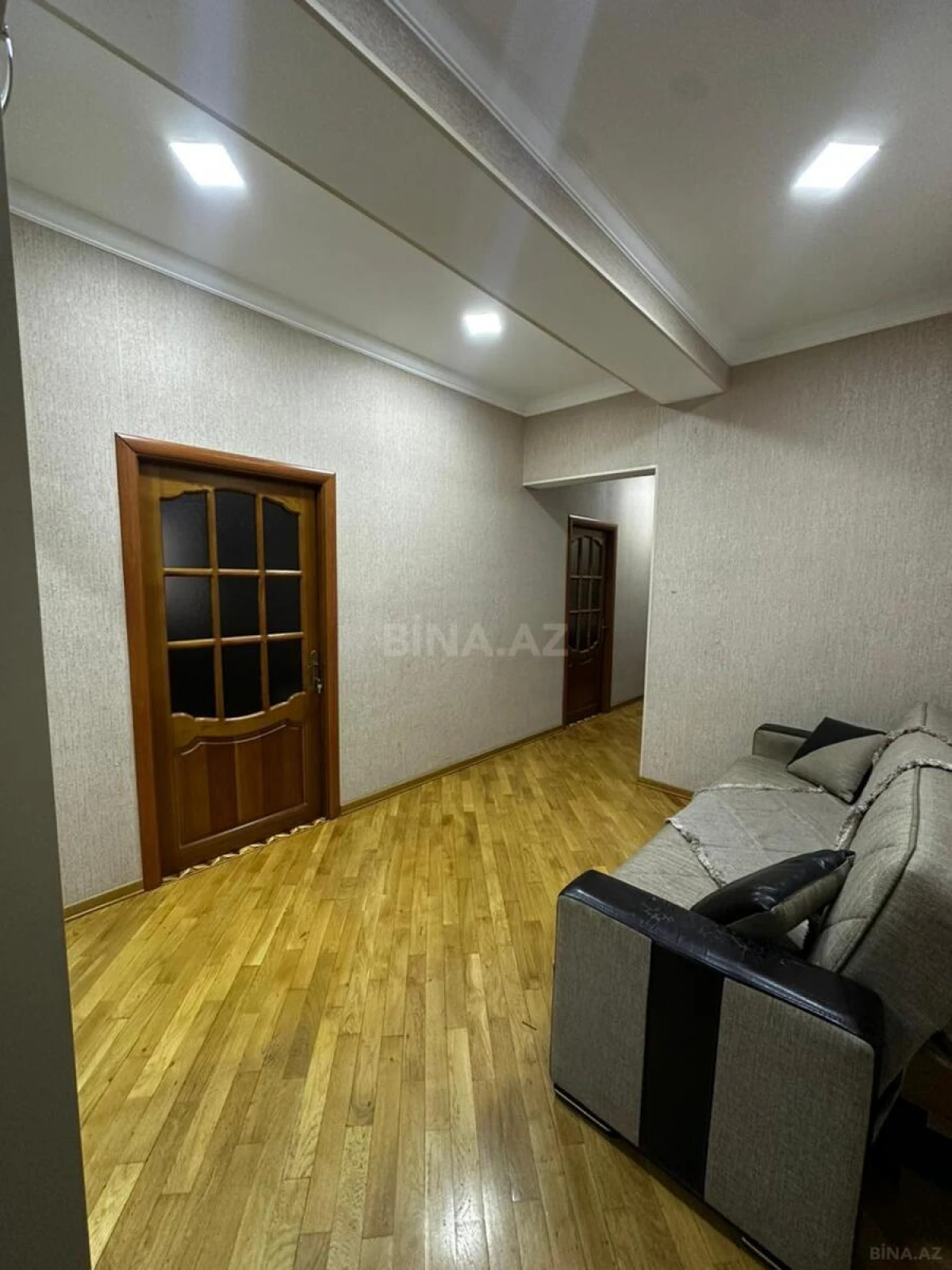 Satılır 3 otaqlı mənzil 100 m²