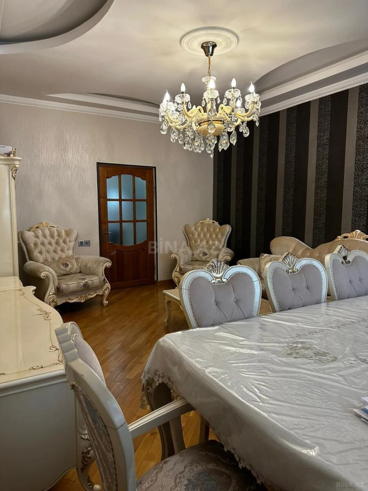 Satılır 3 otaqlı mənzil 100 m²