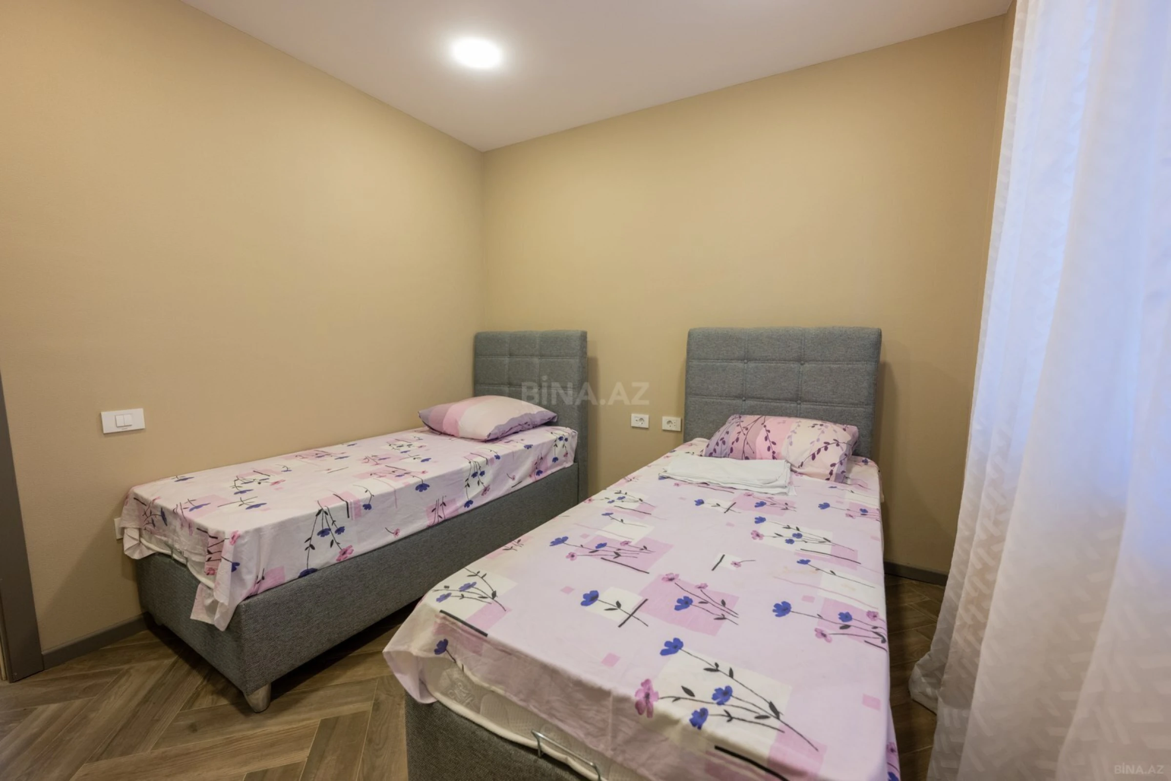 Satılır 4 otaqlı həyət evi 190 m²