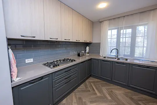 Satılır 4 otaqlı həyət evi 190 m²