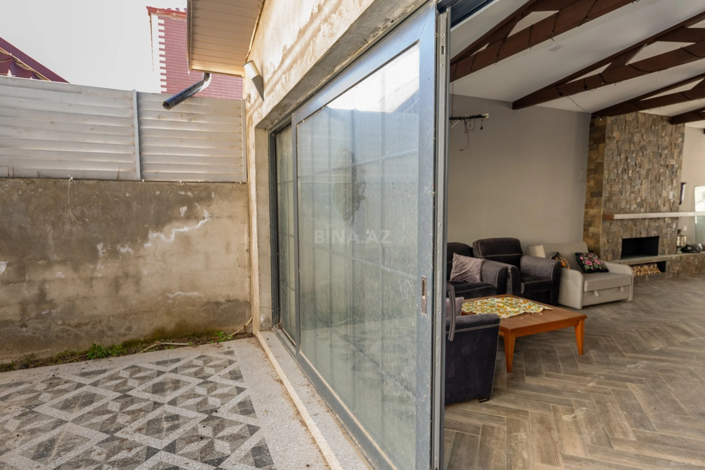 Satılır 4 otaqlı həyət evi 190 m²