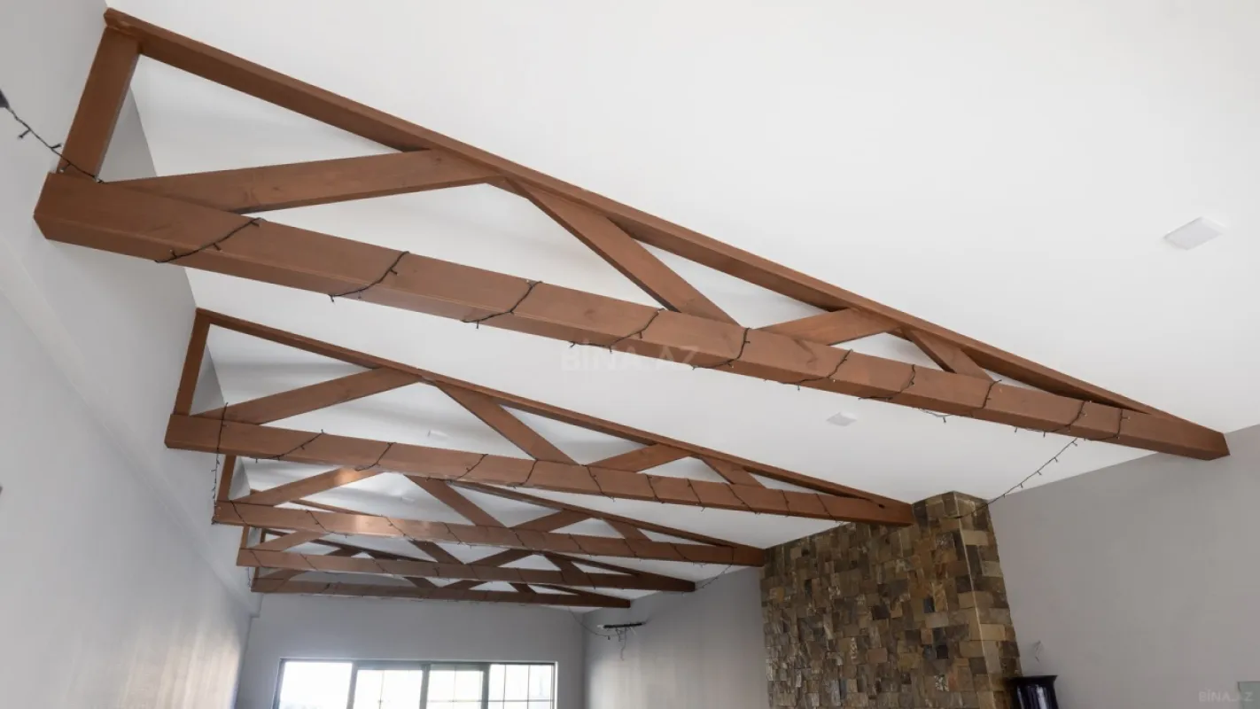 Satılır 4 otaqlı həyət evi 190 m²