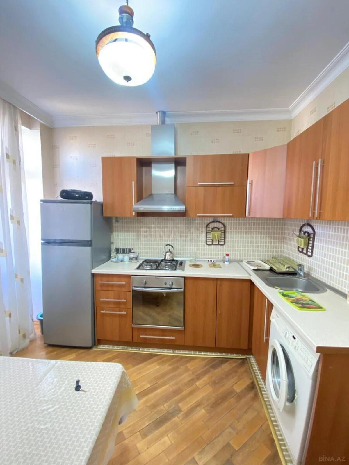 Kirayə verilir 1 otaqlı mənzil 52 m²