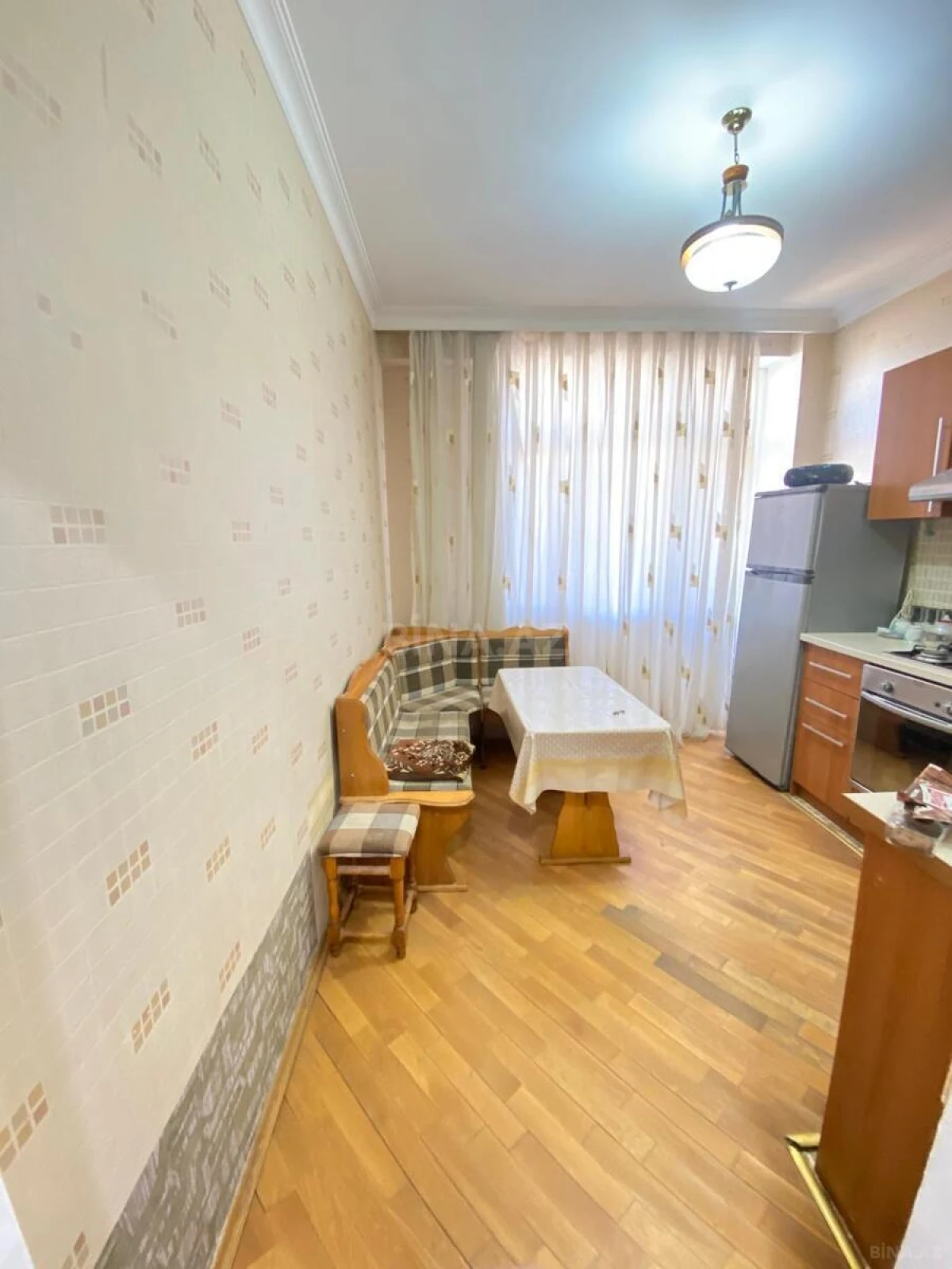 Kirayə verilir 1 otaqlı mənzil 52 m²