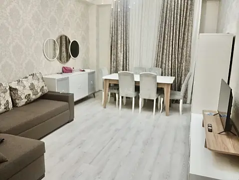 Satılır 2 otaqlı mənzil 60 m²