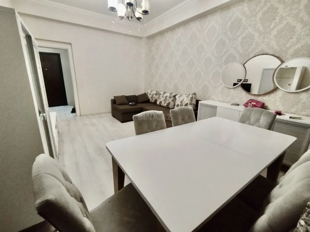 Satılır 2 otaqlı mənzil 60 m²