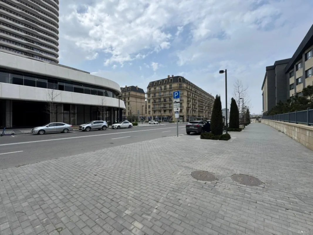 Satılır 2 otaqlı mənzil 75 m²