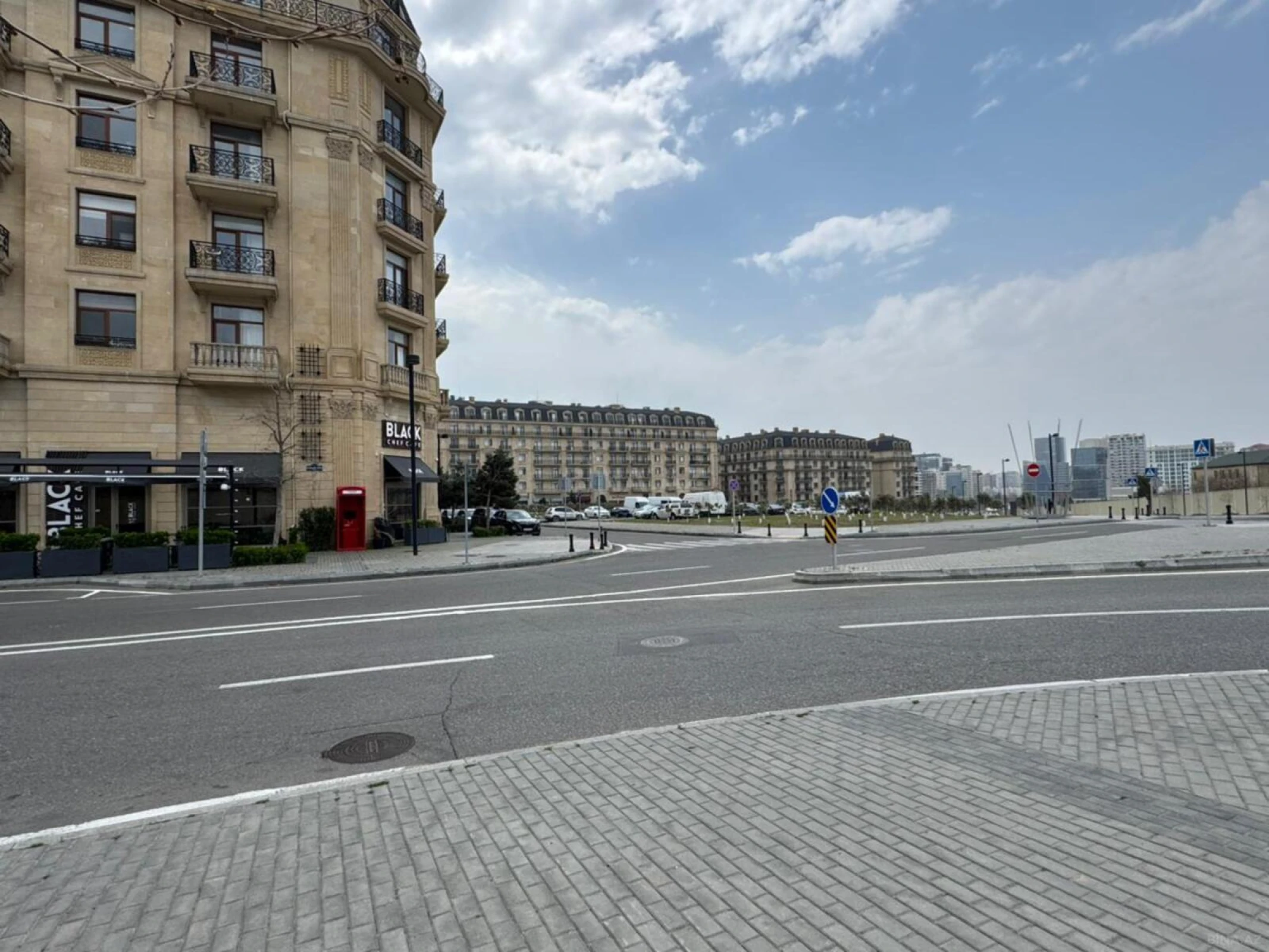 Satılır 2 otaqlı mənzil 75 m²