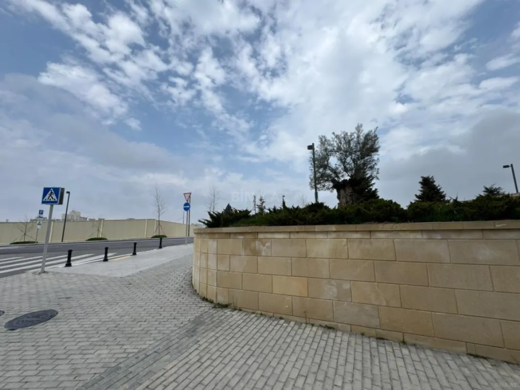 Satılır 2 otaqlı mənzil 75 m²