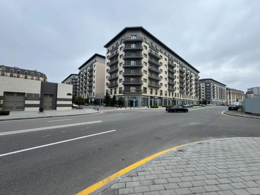 Satılır 2 otaqlı mənzil 75 m²