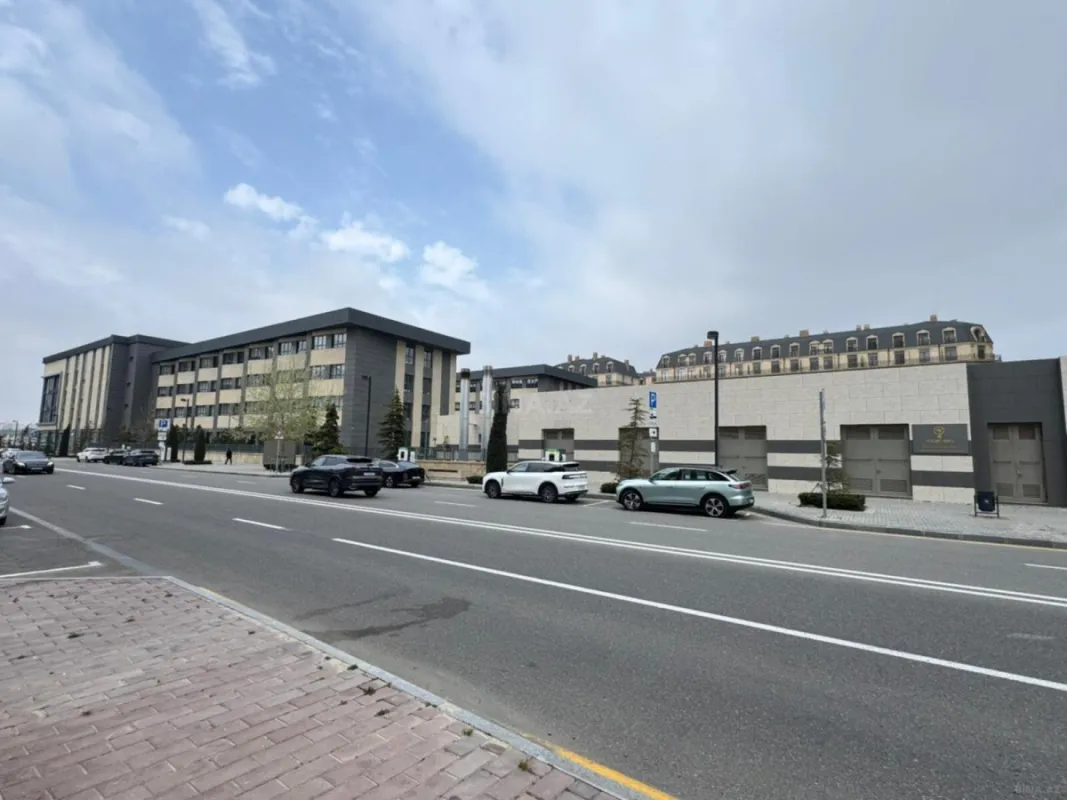 Satılır 2 otaqlı mənzil 75 m²