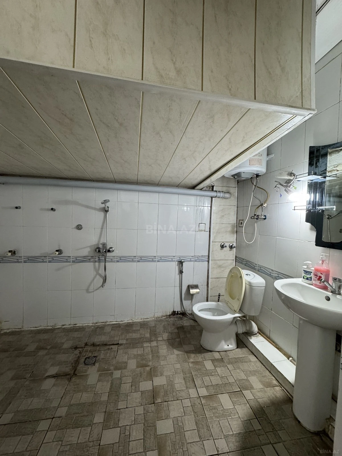 Kirayə verilir obyekt 170 m²