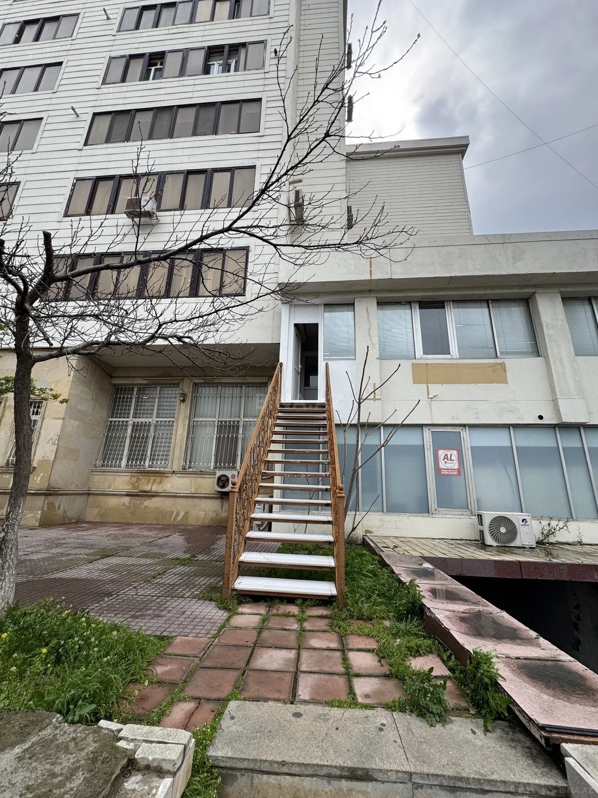 Kirayə verilir obyekt 170 m²