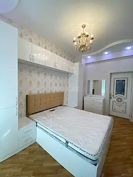 Kirayə verilir 2 otaqlı mənzil 58 m²