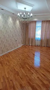 Satılır 3 otaqlı mənzil 141 m²