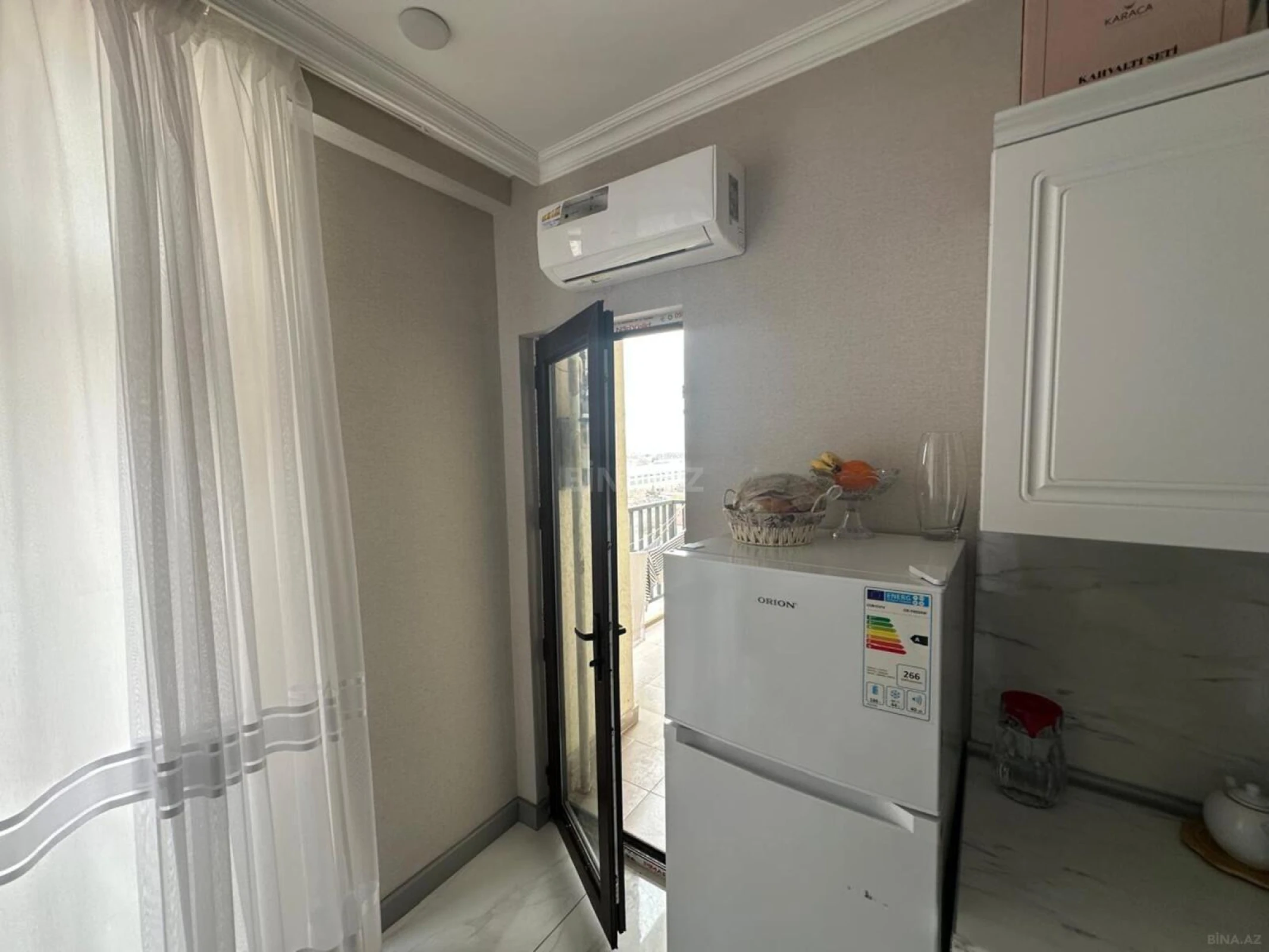 Satılır 2 otaqlı mənzil 82 m²