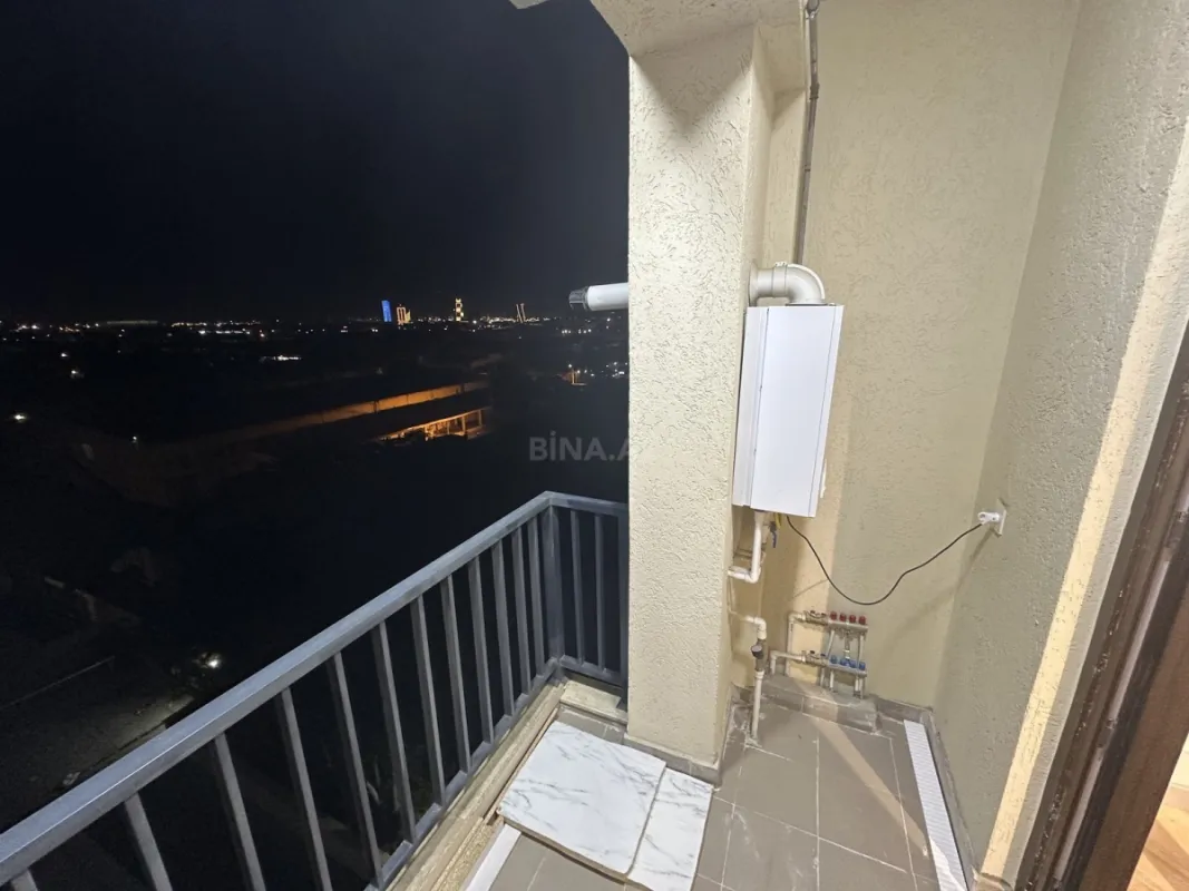 Satılır 2 otaqlı mənzil 82 m²